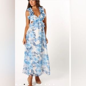 NWT Petal and Pup floral dress Lucah frill Shoulder Maxi Size Blue White Size S